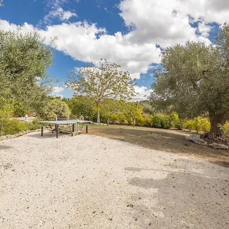 Trullo Dorato * ألبيروبيللو