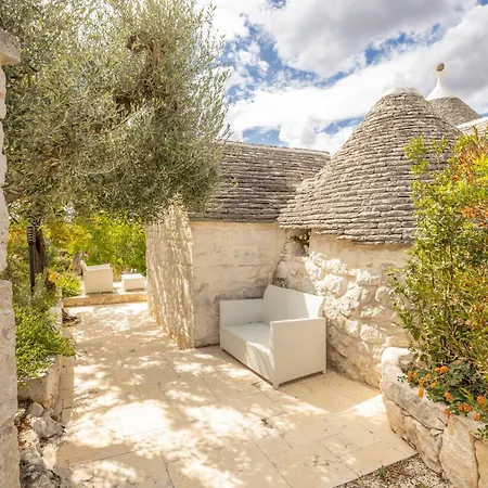 Trullo Dorato Villa