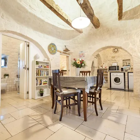 Trullo Dorato *